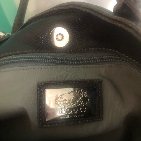 Roots leather multi wear bag - Picture 3 of 16